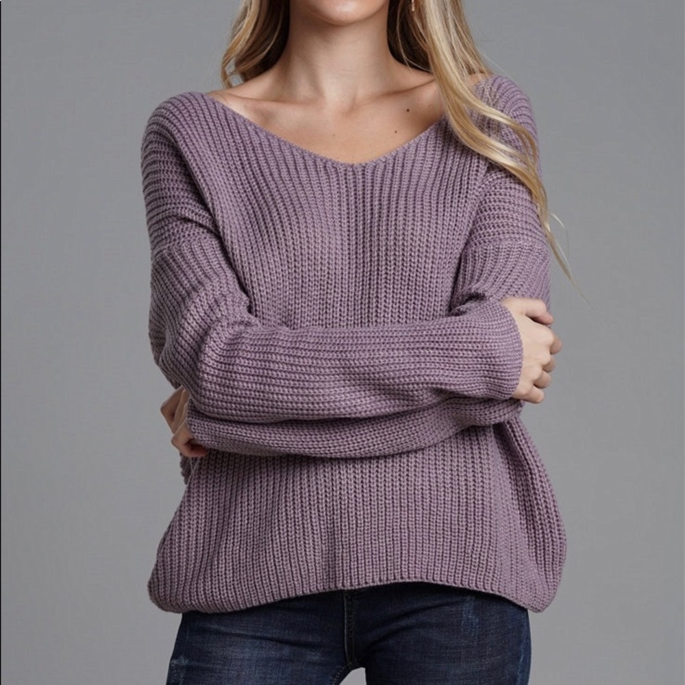🆕Cross Twist Loose Sweater Violet - Picture 3 of 7